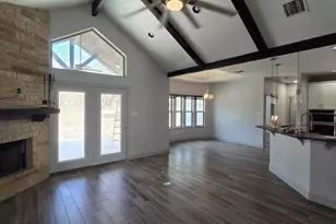 114 Co Rd 6863, Natalia, TX 78059 - Photo 15