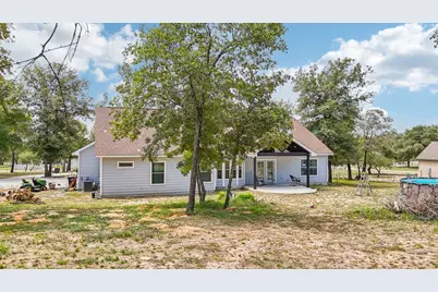 114 County Road 6863, Natalia, TX 78059 - Photo 31