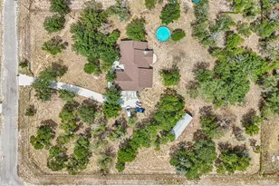 114 Co Rd 6863, Natalia, TX 78059 - Photo 37