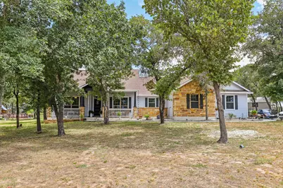 114 County Road 6863, Natalia, TX 78059 - Photo 7