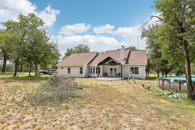 114 County Road 6863, Natalia, TX 78059 - Photo 39