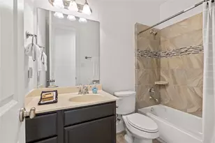 6208 Maddingly Ln, League City, TX 77573 - Photo 11
