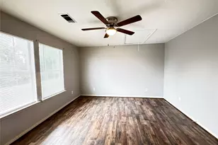 2110 Turner Dr, Houston, TX 77093 - Photo 15