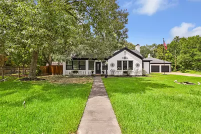 105 Wallisville Road, Liberty, TX 77575 - Photo 1