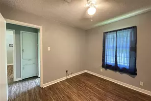 5213 Anzio Rd, Houston, TX 77033 - Photo 11
