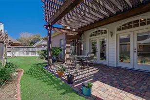 13730 Senca Park Dr, Houston, TX 77077 - Photo 25
