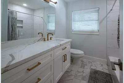 1135 Stonecrest Drive, Houston, TX 77018 - Photo 7