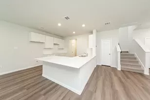 2118 Creole Crk Ln, Houston, TX 77090 - Photo 5