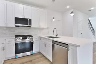 8220 Bonaire St, Houston, TX 77028 - Photo 7