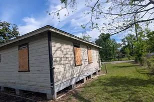 8303 Furray Rd, Houston, TX 77028 - Photo 5