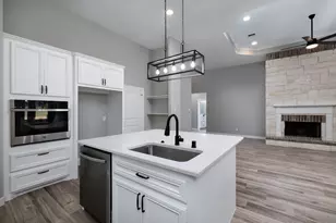 364 Dahlia Rd, Huntsville, TX 77320 - Photo 17