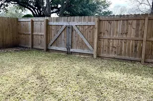 2200 Linwood Ln, Bay City, TX 77414 - Photo 33