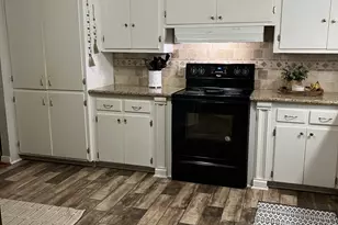 2200 Linwood Ln, Bay City, TX 77414 - Photo 9