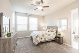 8710 Crossing Oak Ln, Missouri City, TX 77459 - Photo 13