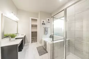 8710 Crossing Oak Ln, Missouri City, TX 77459 - Photo 15