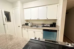 3224 Timmons Ln, Houston, TX 77027 - Photo 7