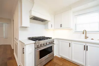 5415 Three Oaks Circle, Houston, TX 77069 - Photo 11