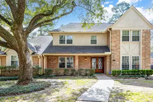 5415 3 Oaks Cir, Houston, TX 77069 - Photo 1