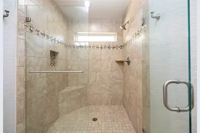 5415 Three Oaks Circle, Houston, TX 77069 - Photo 15