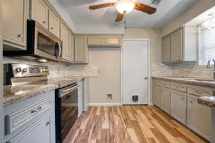 3122 Edgewood Dr, Dickinson, TX 77539 - Photo 9