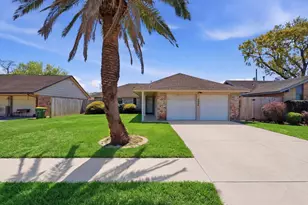 4908 Holly Park Dr, Pasadena, TX 77505 - Photo 9