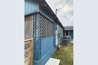 1337 3rd St, Hempstead, TX 77445 - Photo 3