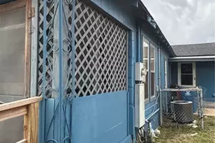 1337 3rd St, Hempstead, TX 77445 - Photo 3