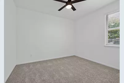 373 Pleasant Hill Way, Conroe, TX 77304 - Photo 11