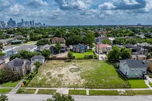 2427 Oakdale St, Houston, TX 77004 - Photo 1