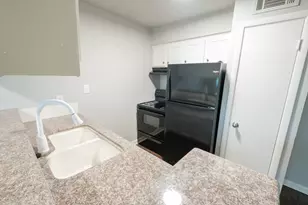 6519 Sloan, Houston, TX 77087 - Photo 1