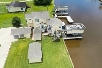 1657 County Road 291, Sargent, TX 77414 - Photo 7