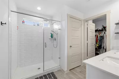 7726 Golden Rubia Lane, Rosharon, TX 77583 - Photo 15