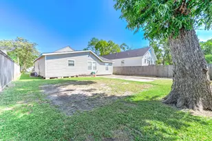 4026 Reid St, Houston, TX 77026 - Photo 37