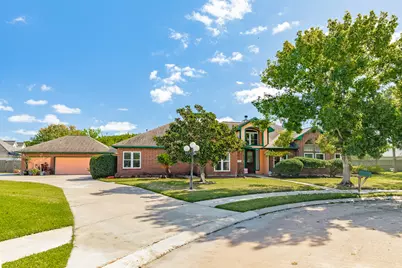 55 Mandevilla Court, Lake Jackson, TX 77566 - Photo 11
