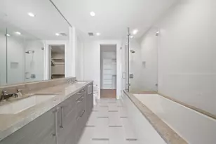 2047 Westcreek Ln, Houston, TX 77027 - Photo 11