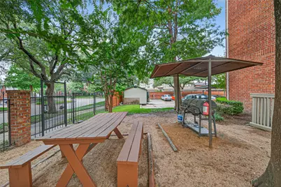 4041 Drake Street #203, Houston, TX 77005 - Photo 25