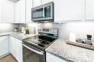 1418 16th Ave, Texas City, TX 77590 - Photo 9