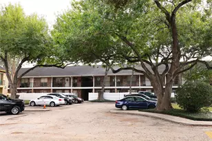 14333 Memorial Dr, Houston, TX 77079 - Photo 1