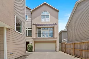 5210 Petty St, Houston, TX 77007 - Photo 1