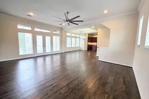 5210 Petty St, Houston, TX 77007 - Photo 11