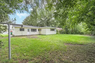 1306 Glencrest Dr, Pasadena, TX 77502 - Photo 17