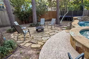 19 E New Avery Pl, The Woodlands, TX 77382 - Photo 31