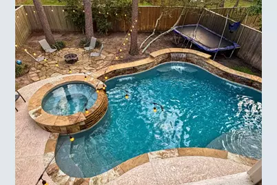 19 E New Avery Place, The Woodlands, TX 77382 - Photo 27