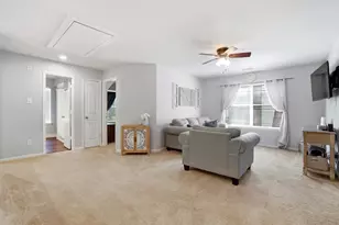 19 E New Avery Pl, The Woodlands, TX 77382 - Photo 19