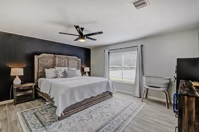 200 Lynwood Street, Vidor, TX 77662 - Photo 13