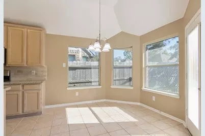 10323 Erskine Court, Houston, TX 77070 - Photo 11