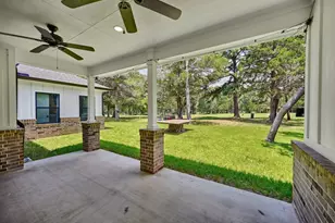 308 Pinehurst Dr, New Ulm, TX 78950 - Photo 45