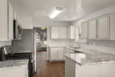 11307 Travelers Way Circle, Houston, TX 77065 - Photo 9