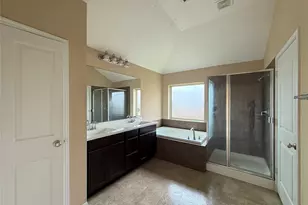 1711 Cadbury Castle Ln, Fresno, TX 77545 - Photo 17
