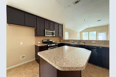 1711 Cadbury Castle Lane, Fresno, TX 77545 - Photo 9
